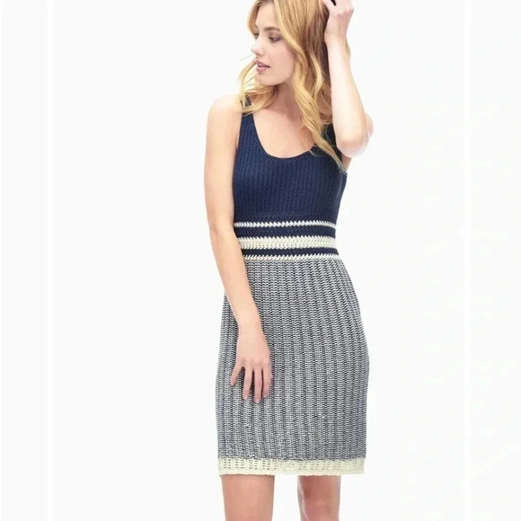 Splendid Dresses & Skirts - Splendid Sweater Dress Navy/Cream size XS